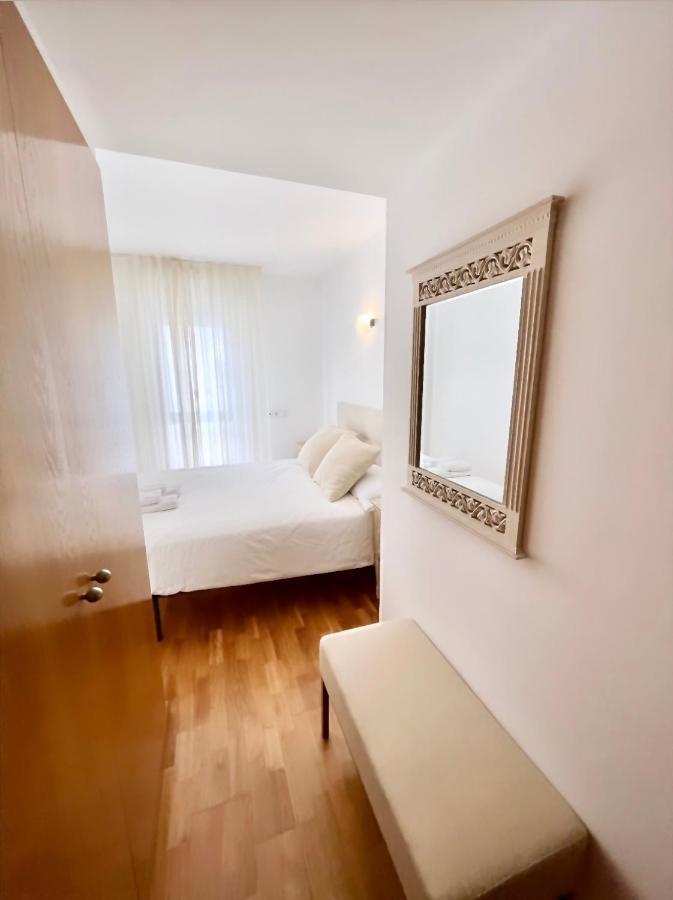 Ancora Frontbeach Luxury Apartment Tossa de Mar Eksteriør bilde